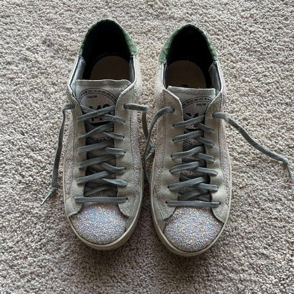 P448 Glitter sneakers